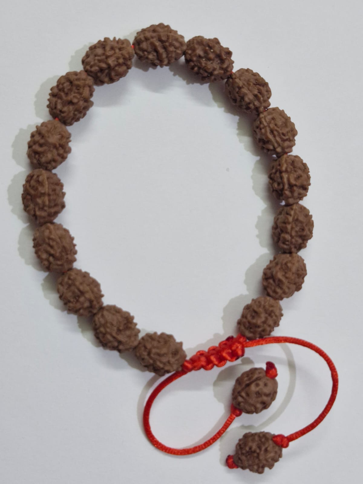 Focus Bracelet for Clarity & Memory – 4 Mukhi Rudraksha (27 Beads)