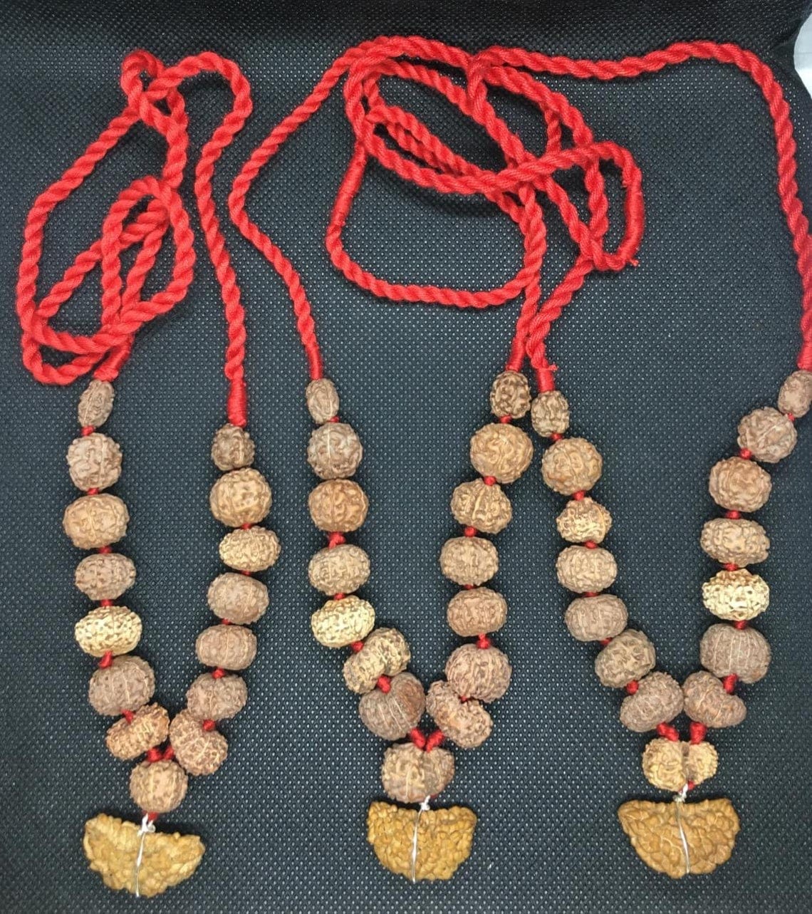 Chuỗi Tràng Hạt Rudraksha Siddha Indonesia Xỏ Dây Cỡ Trung Bình Nguồn Gốc Indonesia